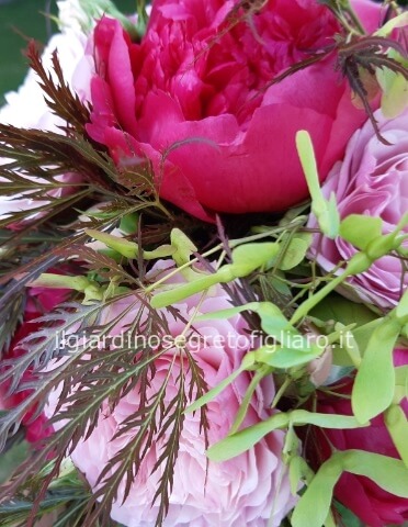 Bouquet di peonie ( concordare il colore disponibile)