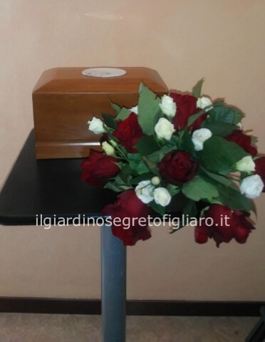 Composizione per urna cineraria